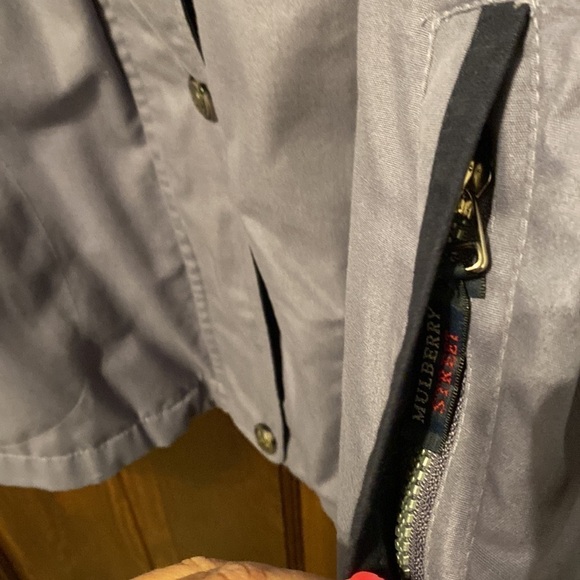 Mulberry Street lightweight purple and plaid hooded coat. Size Large. - Picture 3 of 9